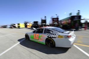 Danica Patrick  at Daytona Thunder practice / Headline Surfer